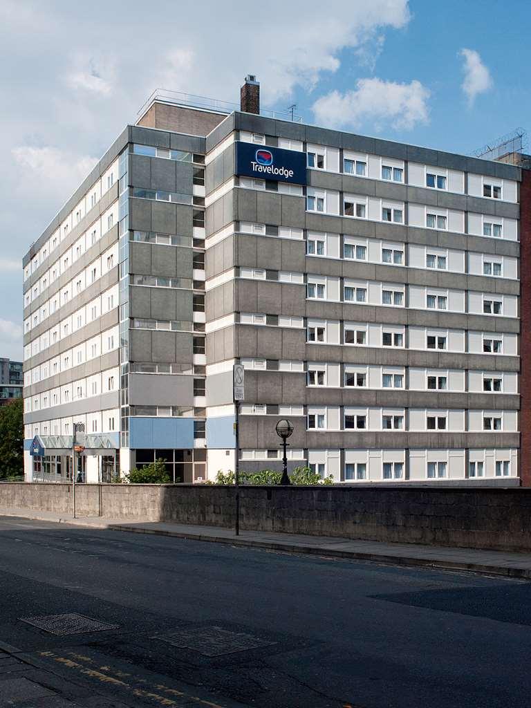 Travelodge Manchester Central Salford  Exteriér fotografie